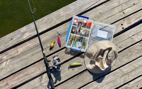 The Ultimate Fishing Essentials Guide: Everything You Need for a Comfortable and Successful Fishing Trip